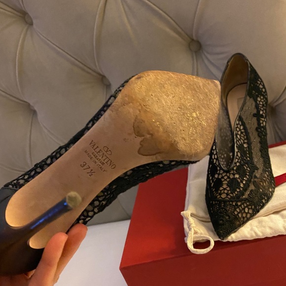 Shoes - Picture 6 of 8